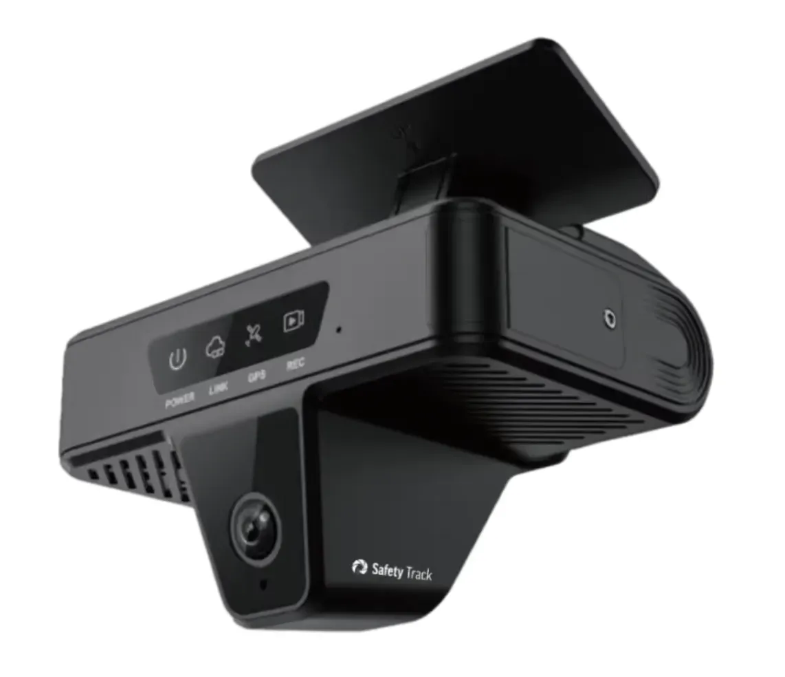 Driver receiving real-time feedback from AI dash camera for behavior monitoring